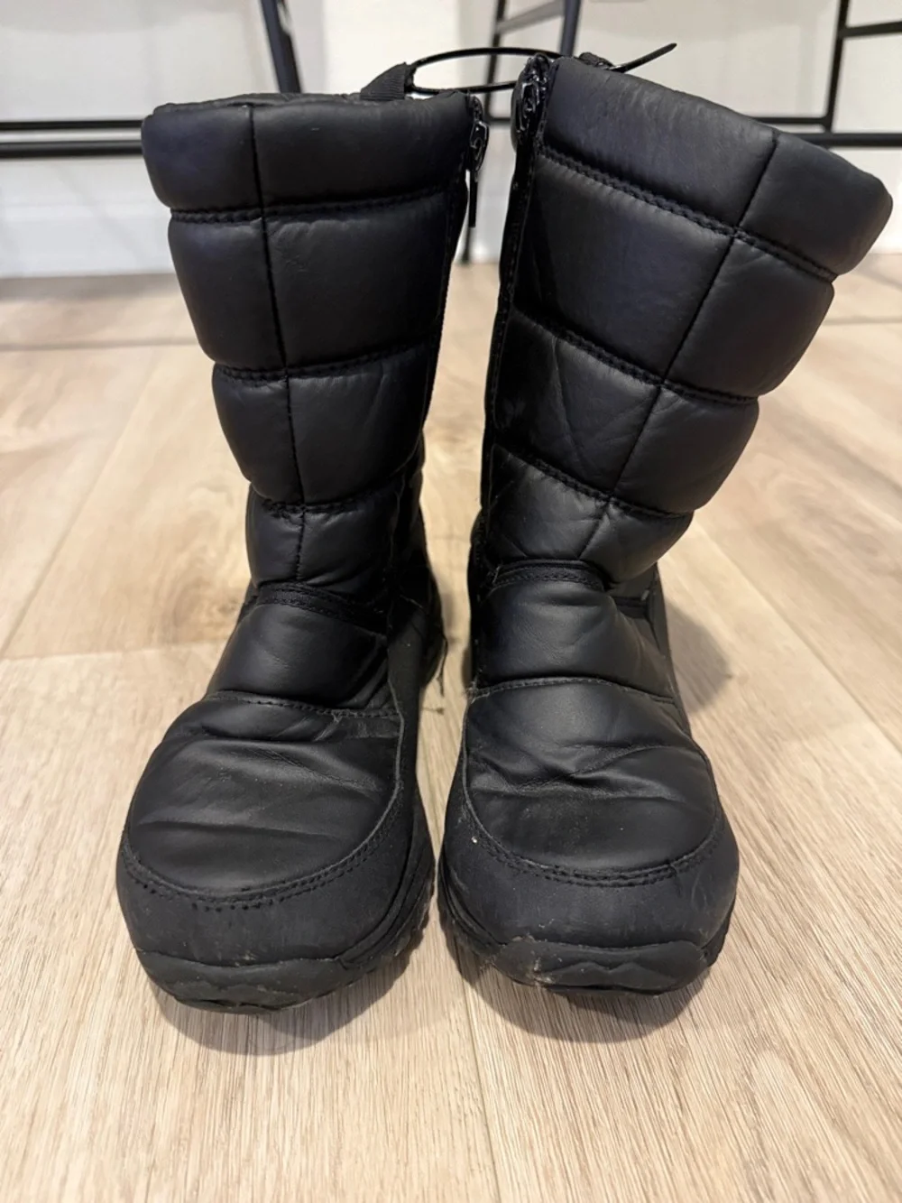 Magellan Kids Snow Boots Size 3 Black Winter Boots Waterproof Outdoor - Picture 2 of 5